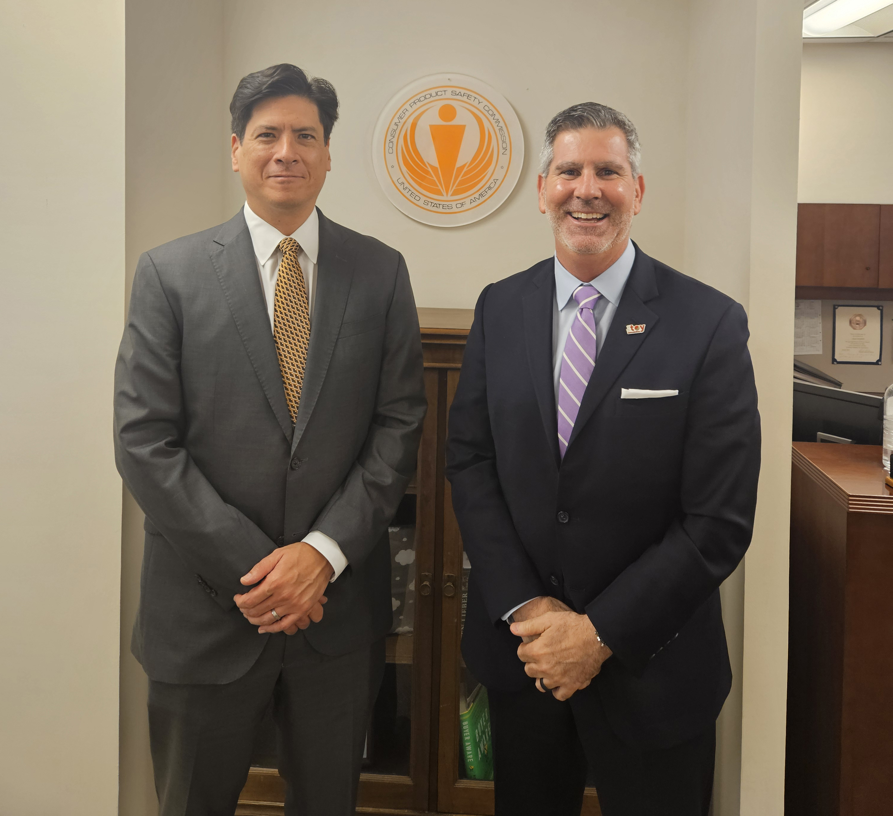 Toy Association President & CEO Greg Ahearn (right) and Consumer Product Safety Commission Chairman Alexander Hoehn-Saric (left) met on October 3 in Washington, DC to discuss increased collaboration, use of data, science and risk assessment, and partnership throughout the rulemaking process.